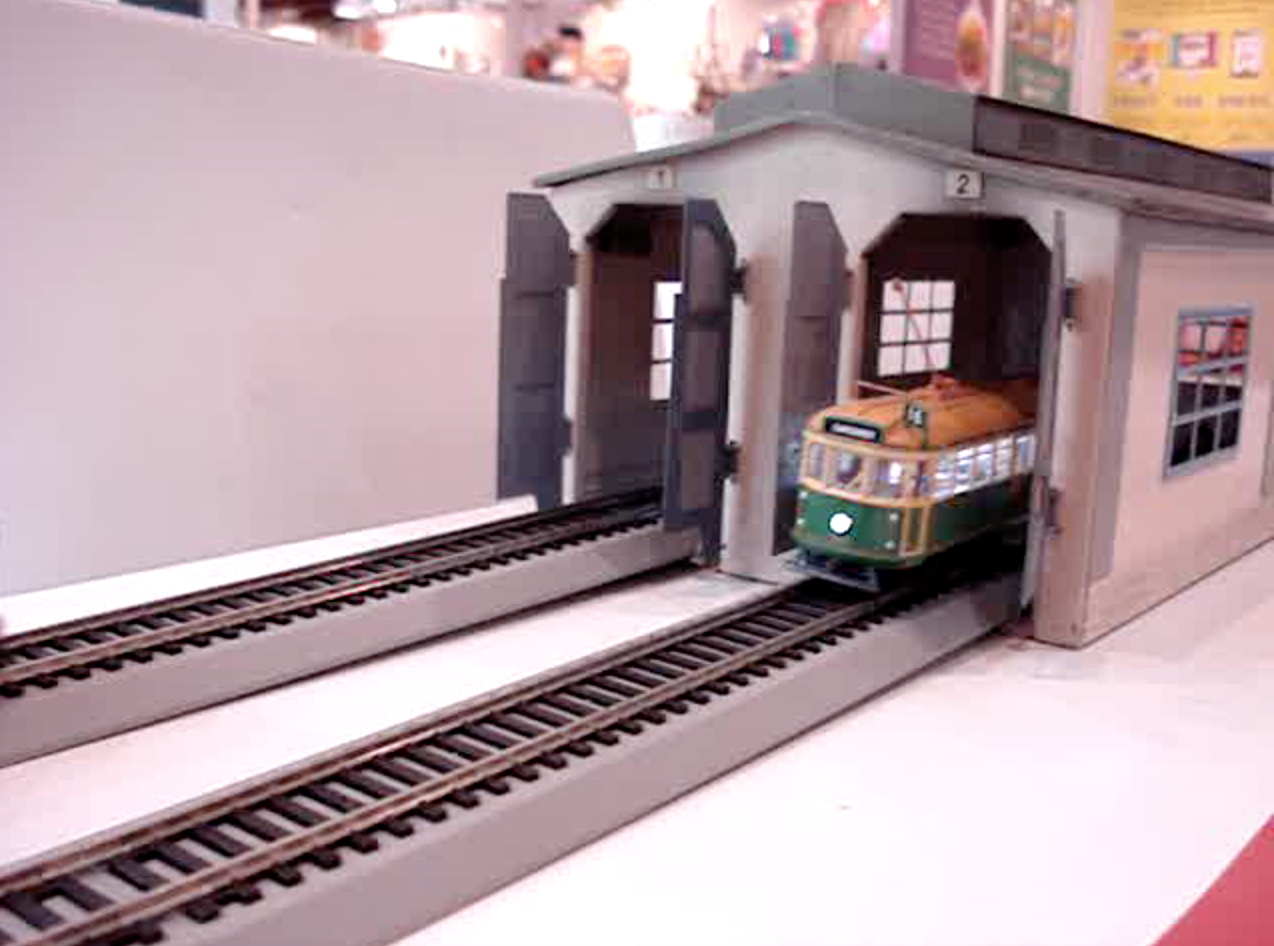 Cooee Classics W6 Electric Diecast Trams in action